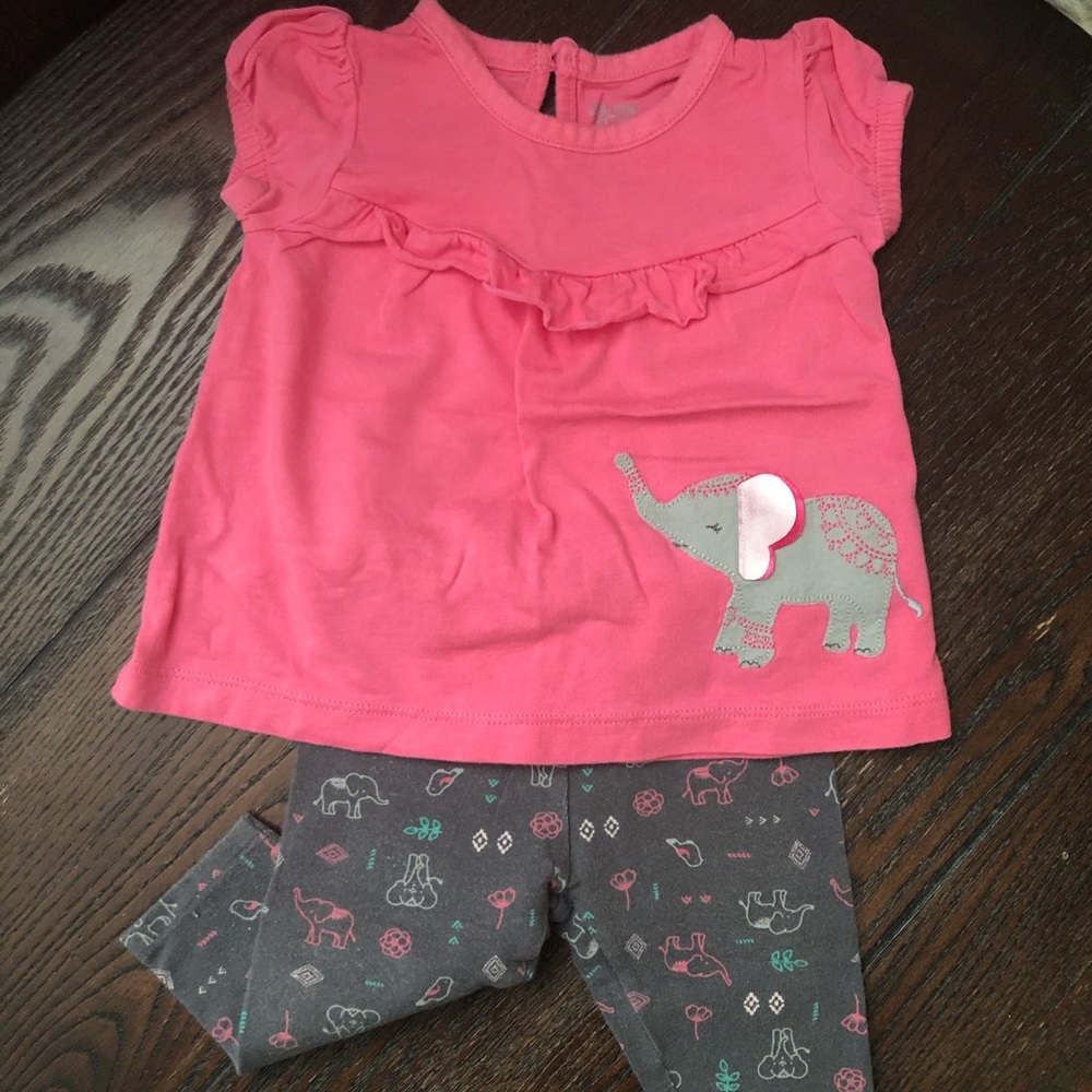 Carter’s 2 piece outfit